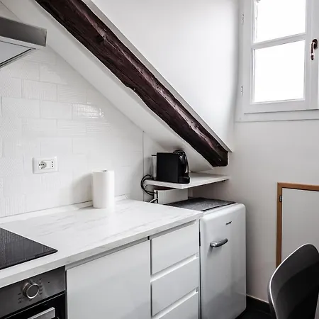 La Finestra Sabauda - Mansarda Su Apartamento *